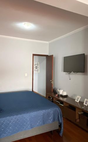 Casa à venda com 222m², 4 quartos e 2 vagas Casa à venda com 222m², 4 quartos e 2 vagasSuíte 2