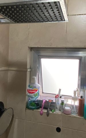 Casa à venda com 222m², 4 quartos e 2 vagas Casa à venda com 222m², 4 quartos e 2 vagasBanheiro da Suíte 2