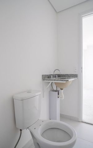 Apartamento à venda com 82m², 3 quartos e 2 vagasBanheiro da suíte