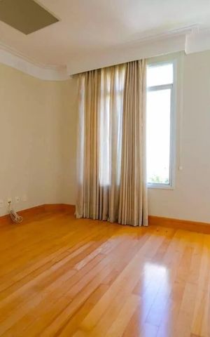 Casa para alugar com 381m², 4 quartos e 6 vagas Casa para alugar com 381m², 4 quartos e 6 vagasSuíte 3
