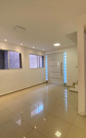 Casa para alugar com 110m², 2 quartos e 2 vagas