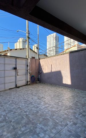 Casa para alugar com 110m², 2 quartos e 2 vagas
