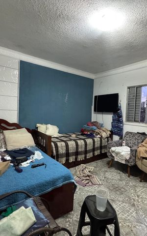 Casa para alugar com 100m², 1 quarto e 2 vagasQuarto 