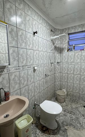 Casa para alugar com 100m², 1 quarto e 2 vagasBanheiro
