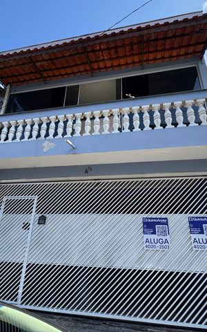 Casa para alugar com 100m², 2 quartos e 1 vaga Casa para alugar com 100m², 2 quartos e 1 vagaFachada com PLACA
