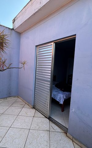 Casa para alugar com 100m², 2 quartos e 1 vaga Casa para alugar com 100m², 2 quartos e 1 vagaVaranda