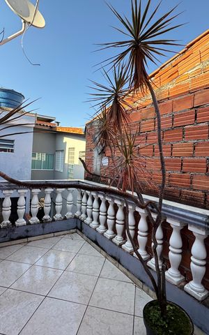 Casa para alugar com 100m², 2 quartos e 1 vaga Casa para alugar com 100m², 2 quartos e 1 vagaVaranda