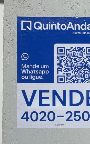 Casa à venda com 195m², 6 quartos e 1 vaga Casa à venda com 195m², 6 quartos e 1 vagaPlaca