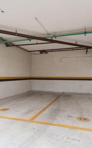 Apartamento à venda com 32m², 1 quarto e 1 vaga Apartamento à venda com 32m², 1 quarto e 1 vagaGaragem