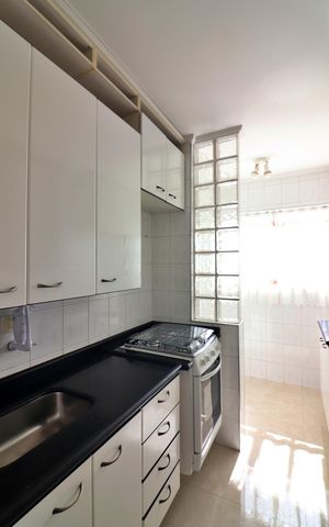 Apartamento para alugar com 62m², 2 quartos e 1 vagaCozinha 