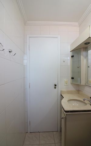 Apartamento para alugar com 62m², 2 quartos e 1 vagaBanheiro Social