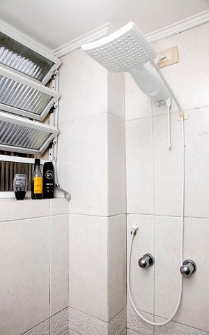 Apartamento à venda com 79m², 2 quartos e 1 vagaBanheiro 1