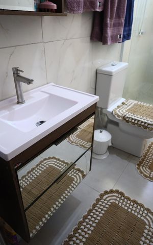 Casa à venda com 112m², 3 quartos e 1 vagaBanheiro