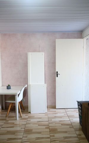 Casa à venda com 112m², 3 quartos e 1 vagaQuarto de Serviço