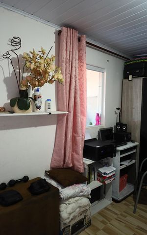 Casa à venda com 112m², 3 quartos e 1 vagaQuarto de Serviço