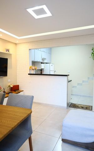 Casa à venda com 112m², 3 quartos e 1 vagaSala