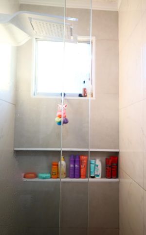 Casa à venda com 112m², 3 quartos e 1 vagaBanheiro