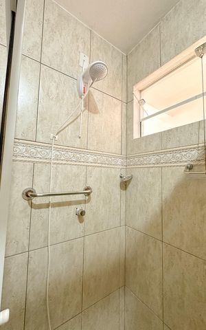Casa para alugar com 128m², 2 quartos e 1 vagaBanheiro