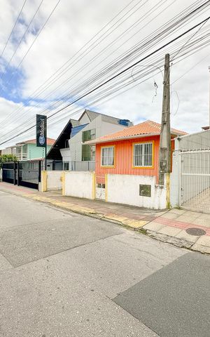 Casa para alugar com 128m², 2 quartos e 1 vagaVista da Rua