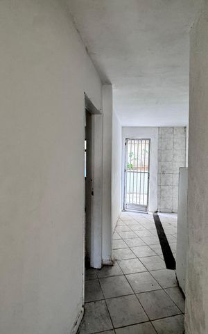 Apartamento para alugar com 120m², 2 quartos e sem vaga Apartamento para alugar com 120m², 2 quartos e sem vagaCorredor