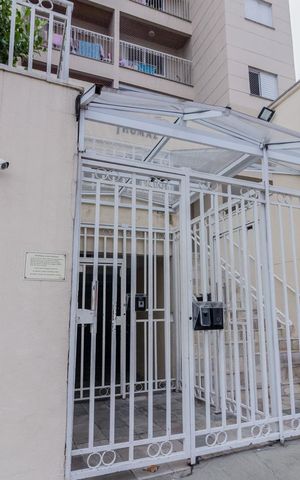 Apartamento à venda com 60m², 3 quartos e 1 vaga Apartamento à venda com 60m², 3 quartos e 1 vagaFachada