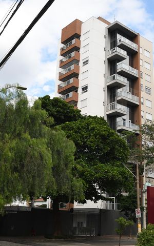 Apartamento à venda com 72m², 2 quartos e 2 vagasFachada do Prédio