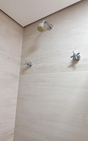 Apartamento à venda com 72m², 2 quartos e 2 vagasBanheiro Social