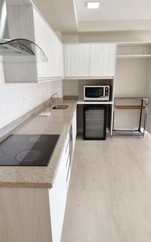 Apartamento à venda com 72m², 2 quartos e 2 vagasCozinha