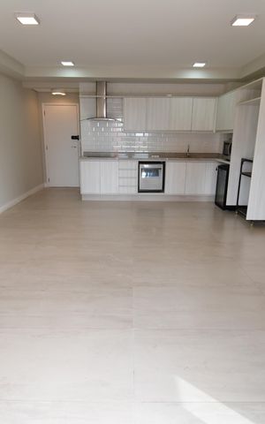 Apartamento à venda com 72m², 2 quartos e 2 vagasSala