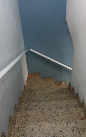 Casa à venda com 170m², 3 quartos e 4 vagasescada
