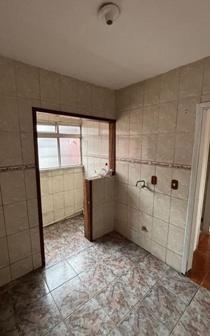 Apartamento à venda com 55m², 2 quartos e 1 vaga Apartamento à venda com 55m², 2 quartos e 1 vagaBanheiro