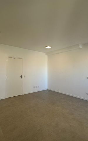 Apartamento à venda com 56m², 1 quarto e 1 vaga Apartamento à venda com 56m², 1 quarto e 1 vagaSala