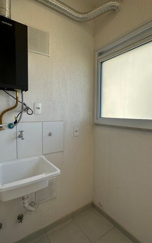Apartamento à venda com 56m², 1 quarto e 1 vaga Apartamento à venda com 56m², 1 quarto e 1 vagaÁrea de Serviço