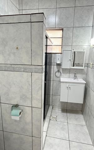 Casa para alugar com 100m², 2 quartos e 1 vagaBanheiro