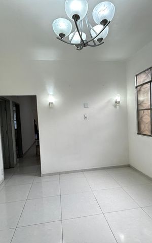 Casa para alugar com 100m², 2 quartos e 1 vagaSala