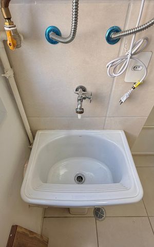 Apartamento à venda com 39m², 2 quartos e sem vaga Apartamento à venda com 39m², 2 quartos e sem vagaÁrea de Serviço