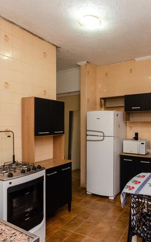 Casa à venda com 160m², 5 quartos e sem vaga Casa à venda com 160m², 5 quartos e sem vagaCozinha - Casa 4