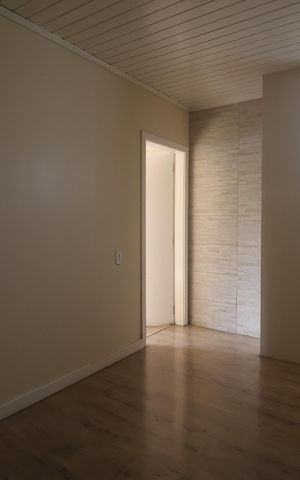 Casa para alugar com 180m², 2 quartos e 1 vagaEscritório