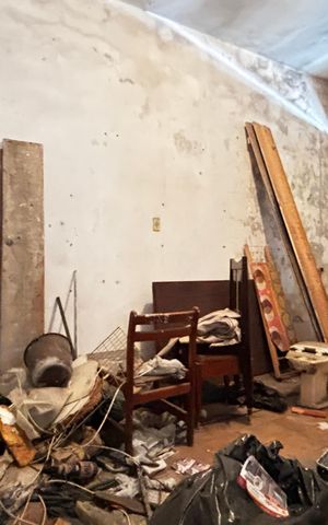 Casa à venda com 150m², 2 quartos e 3 vagas Casa à venda com 150m², 2 quartos e 3 vagasGaragem