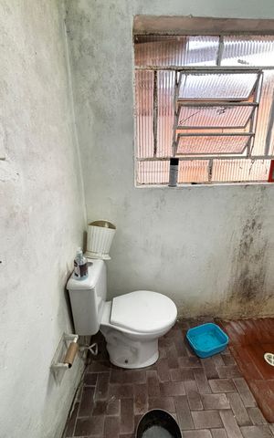 Casa à venda com 150m², 2 quartos e 3 vagas Casa à venda com 150m², 2 quartos e 3 vagasBanheiro 2