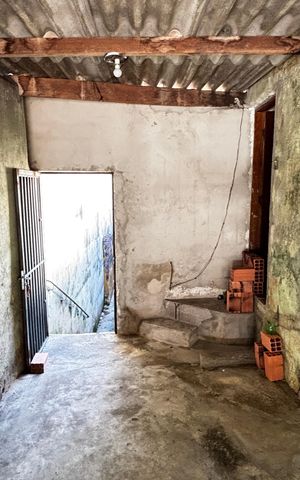 Casa à venda com 150m², 2 quartos e 3 vagas Casa à venda com 150m², 2 quartos e 3 vagasGaragem