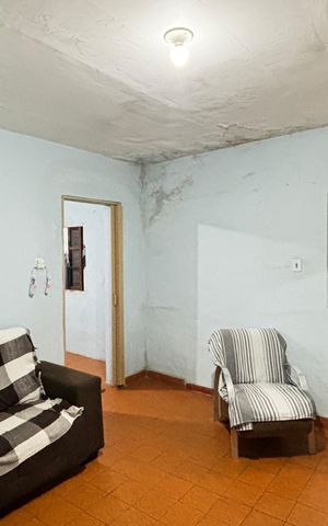 Casa à venda com 150m², 2 quartos e 3 vagas Casa à venda com 150m², 2 quartos e 3 vagasSala