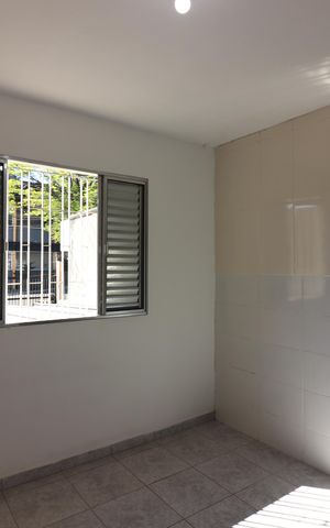 Casa à venda com 120m², 2 quartos e 1 vagaQuarto 
