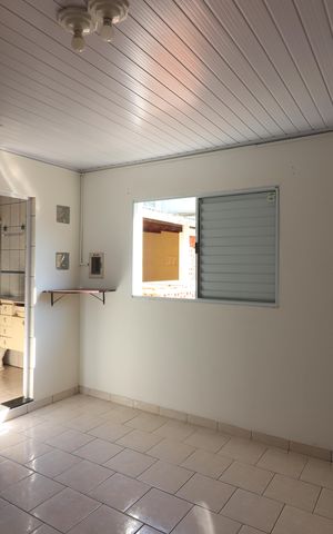 Casa à venda com 120m², 2 quartos e 1 vagaSuíte