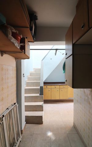 Casa à venda com 120m², 2 quartos e 1 vagaÁrea de Serviço