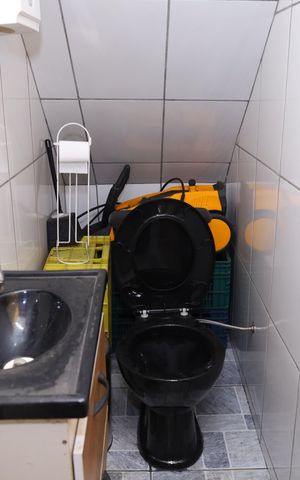 Casa à venda com 96m², 3 quartos e 2 vagasBanheiro de serviço