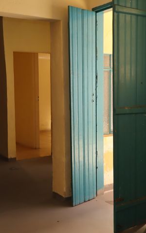 Casa à venda com 135m², 2 quartos e 8 vagasSala 2