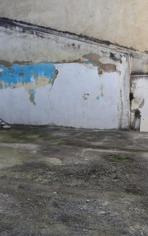 Casa à venda com 135m², 2 quartos e 8 vagasQuintal