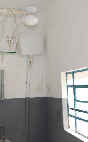 Casa à venda com 135m², 2 quartos e 8 vagasBanheiro Social