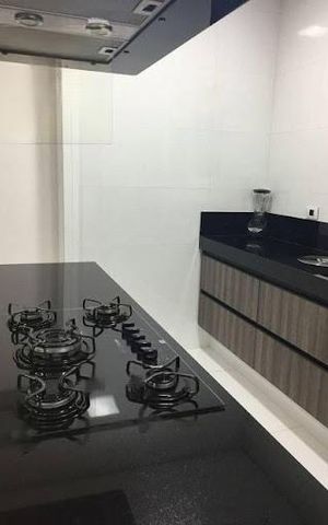 Casa à venda com 1005m², 5 quartos e 6 vagas